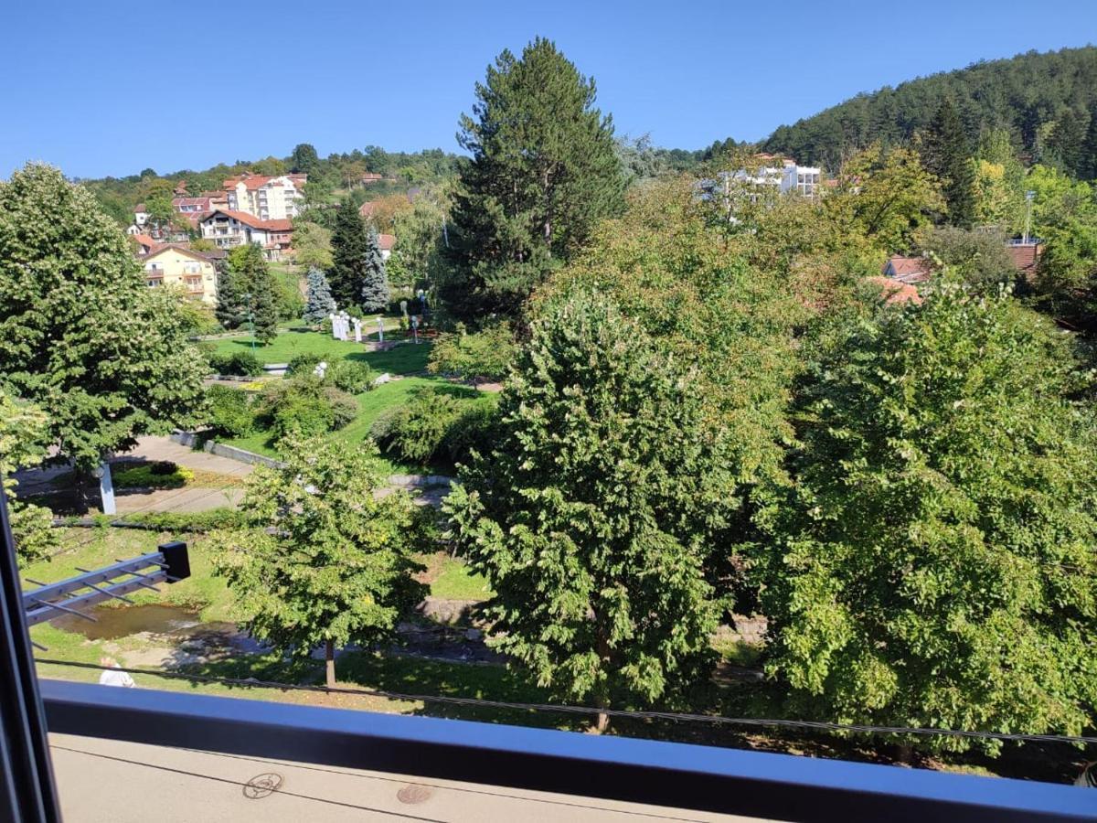 Apartman Lux Sneznik Vrnjačka Banja المظهر الخارجي الصورة